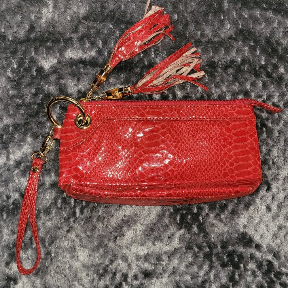 $1 | 2b Bebe | Snakeskin Wristlet w/ Tassels
